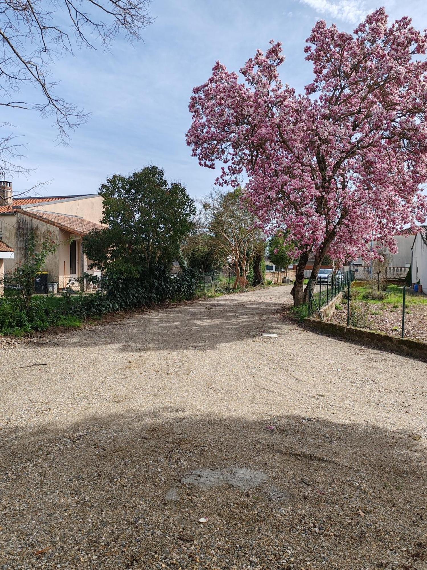 Appartement T3 Neuf Proche Centre Ville, Clim Et Parking Et Centrale Edf Valence  Exterior photo