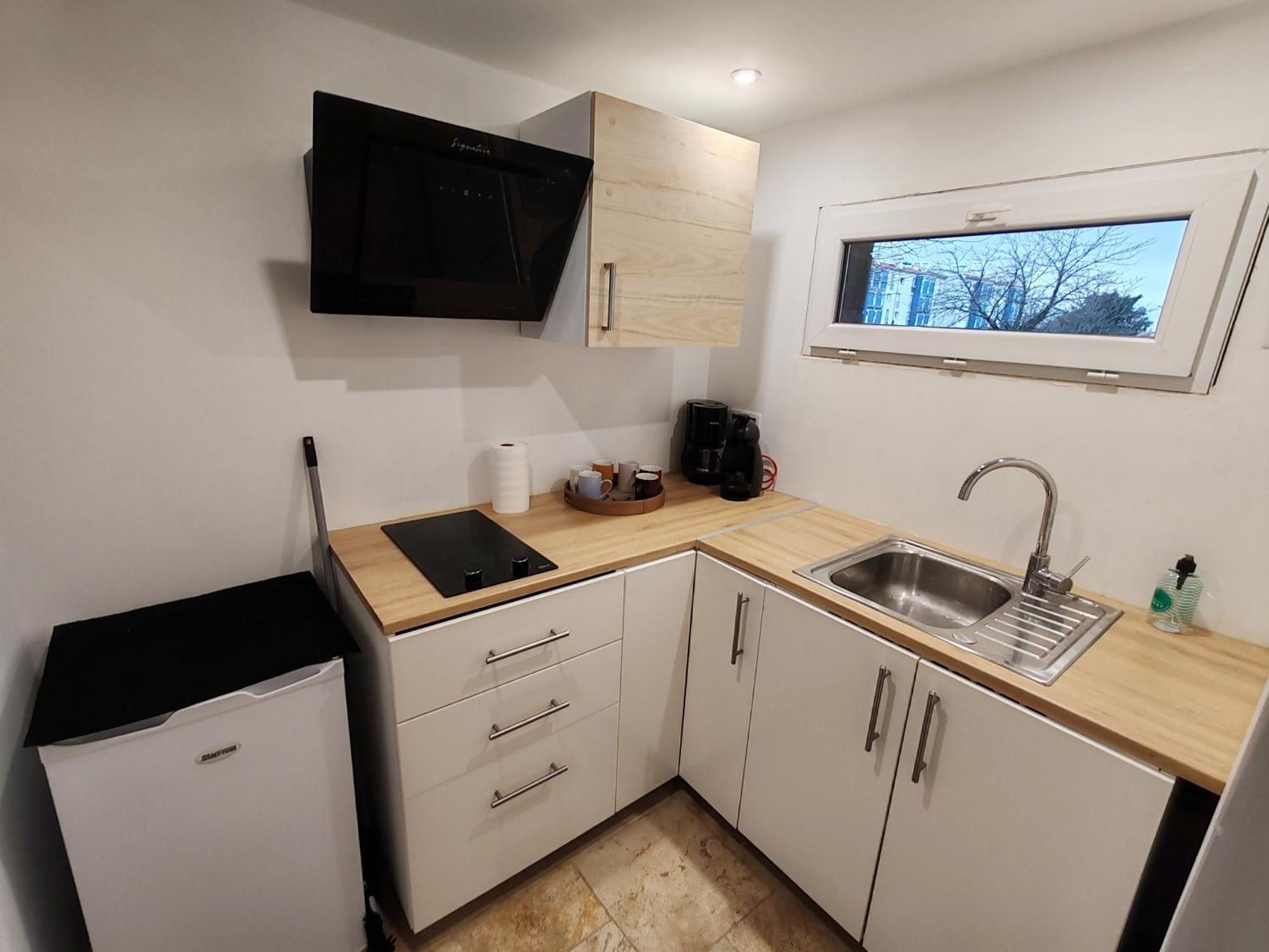 Appartement T3 Neuf Proche Centre Ville, Clim Et Parking Et Centrale Edf Valence  Exterior photo